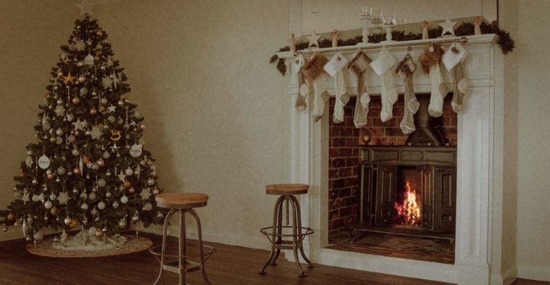 Photo of Festive Ideas for Fireplace Christmas Decorations