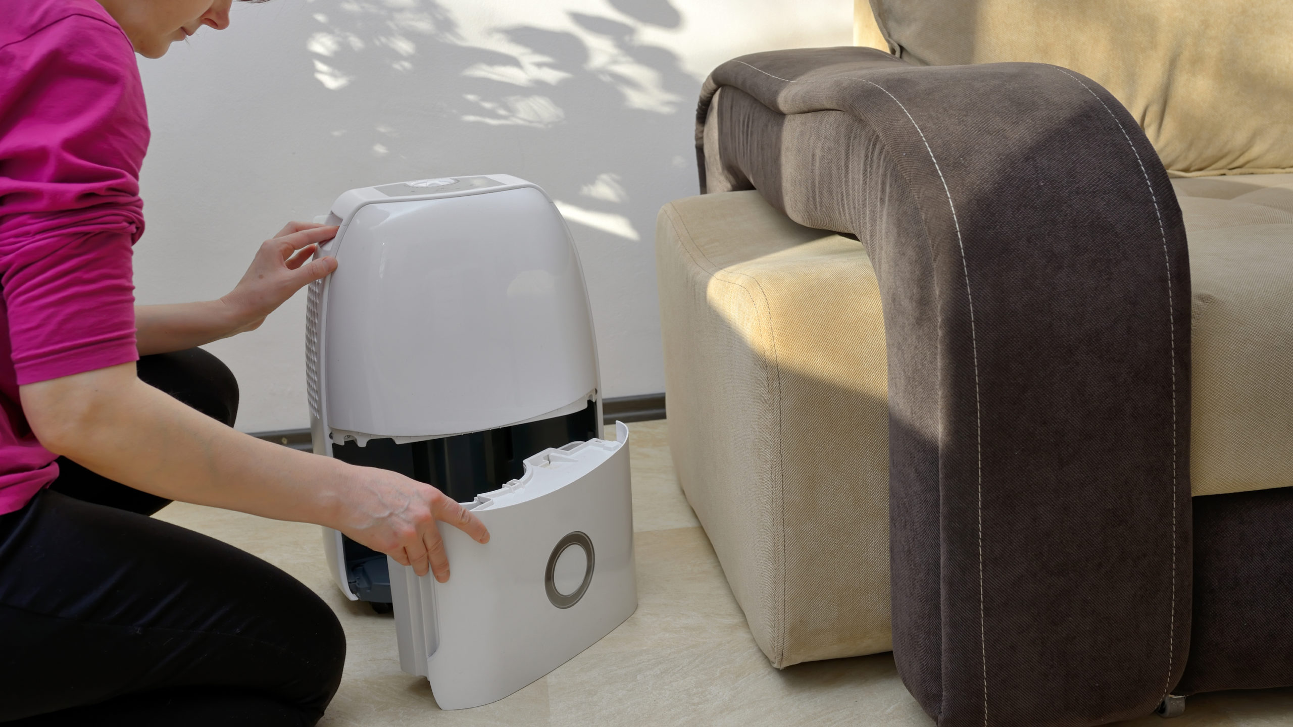How to Clean a Dehumidifier and Its Parts?
